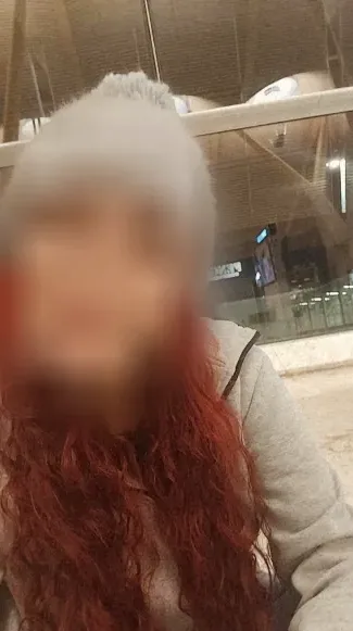 Amira, 29