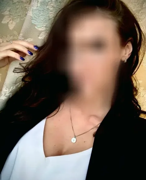 Celina, 33