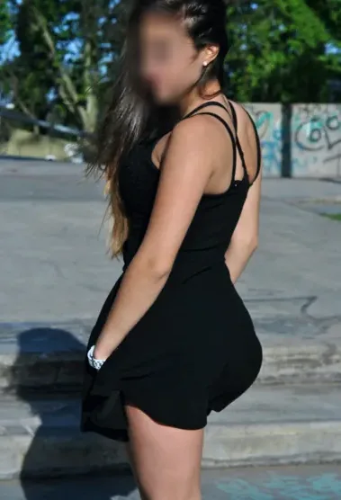Diana, 31