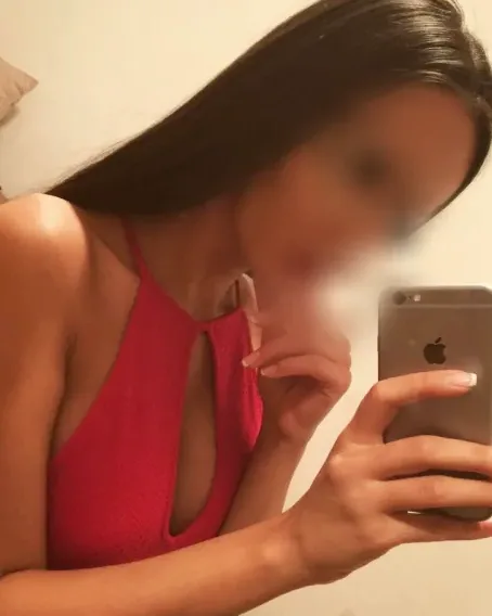 Helena, 29