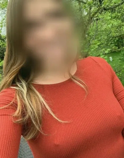 Josephine, 32