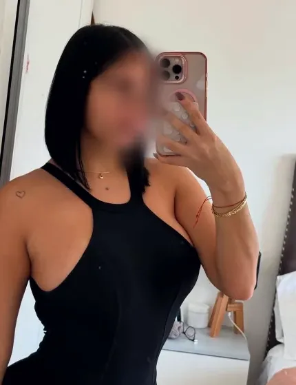 Josephine, 28