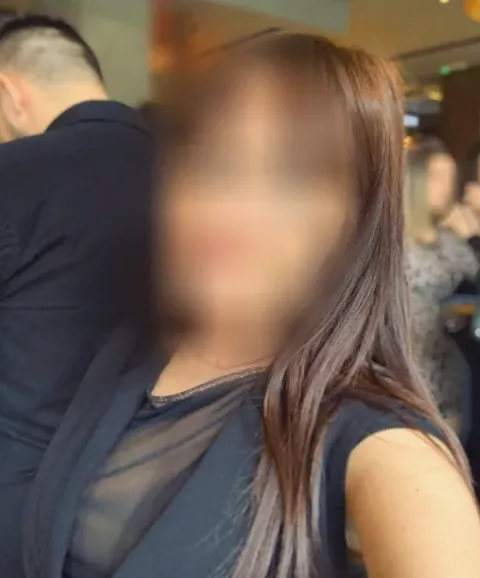 Juliane, 38