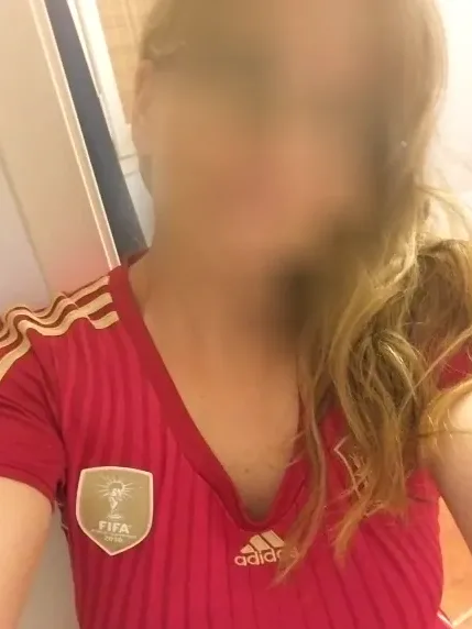 Lena, 35