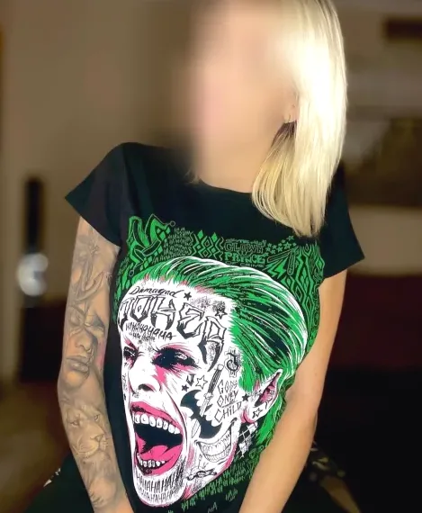 Marina, 36